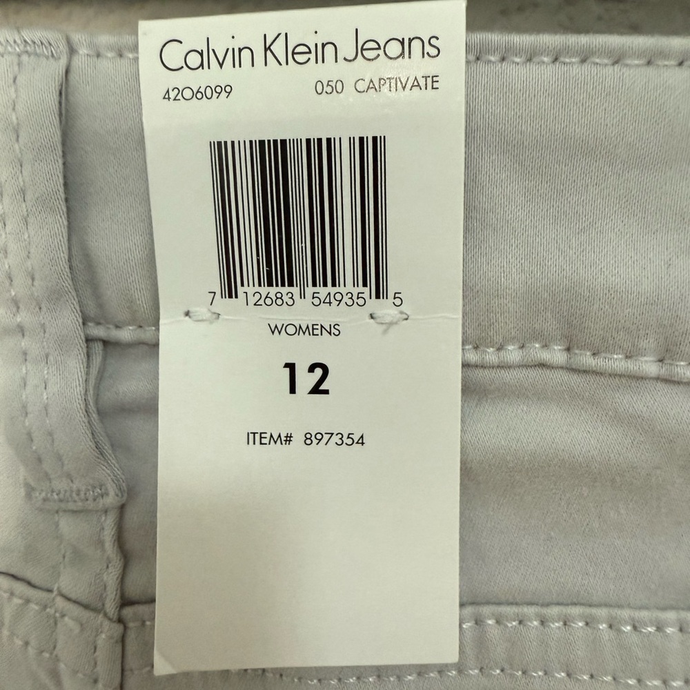 Calvin Klein Jeans Midrise Skinny Sateen Soft Pants Light Gray Captivate Size 12 - Picture 6 of 8